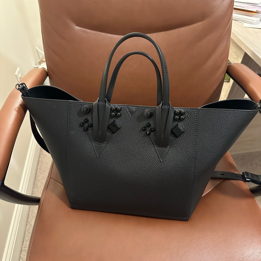 Christian Louboutin Cabachic